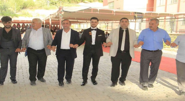Seyitoğlu ailesi hediyesiz geleneklerini sürdürüyor