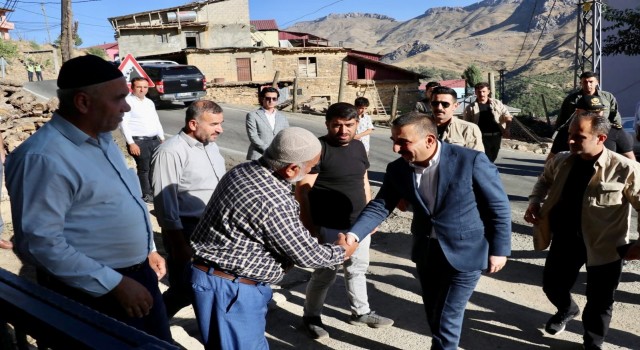 Siirt Valisi Hacıbektaşoğlu, şehit teğmen Ömer Bağranın ailesine taziye ziyaretinde bulundu