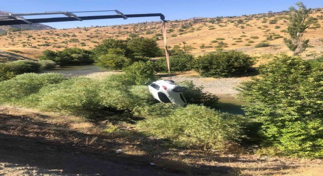 Siirtte araç köprüden uçtu, sürücü kazayı yara almadan atlattı