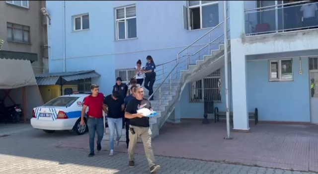 Simavda hırsızlık zanlısı 2 kişi tutuklandı