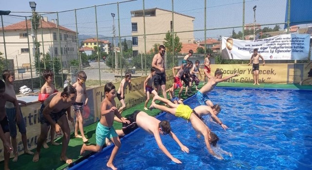 Sındırgıda yaz tatili çocuklar için keyifli hale geldi