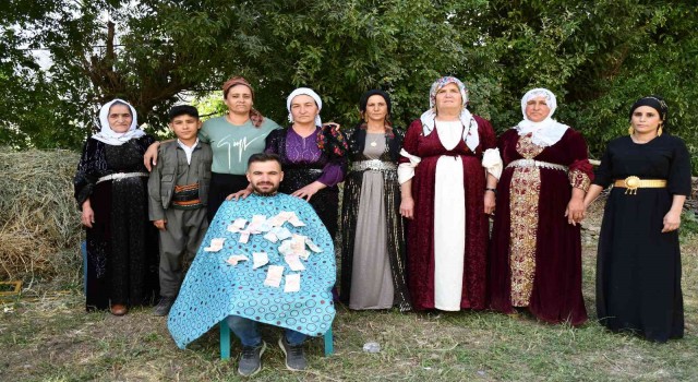 Şırnakta 100 yıllık damda gelin karşılama geleneği yaşatılıyor