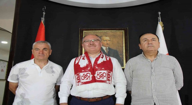 Sivas Belediyesinden Sivasspora büyük destek! Malmö maçı biletleri taraftara ücretsiz