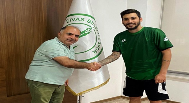 Sivas Belediyespor, Egemen Zengini kadrosuna kattı