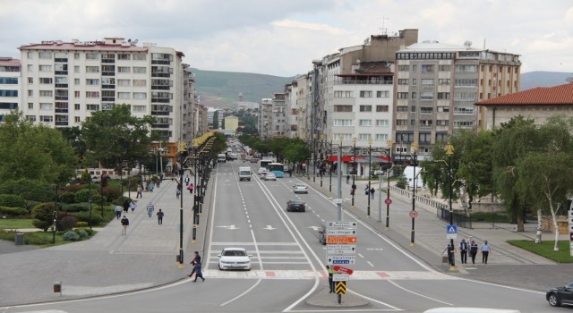 Sivasta temmuzda 4 bin 176 araç devredildi