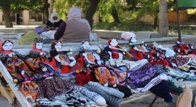 Soğanlı bebeklerinde siparişe yetişilemiyor