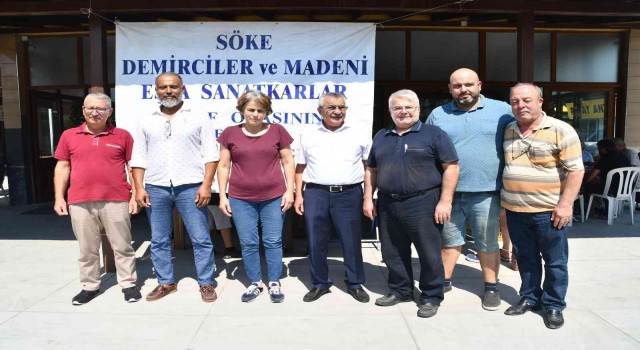 Söke Demirciler Odası aşure ve tavuklu pilav geleneğini bozmadı