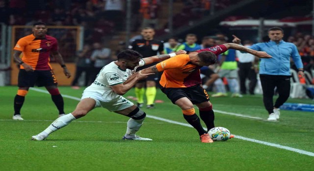 Spor Toto Süper Lig: Galatasaray: 0 - Giresunspor: 1 (Maç sonucu)