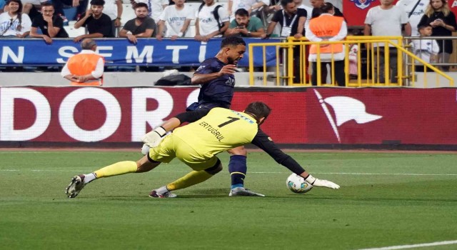 Spor Toto Süper Lig: Kasımpaşa: 0 - Fenerbahçe: 1 (Maç devam ediyor)