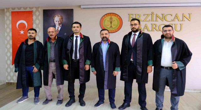 Stajyer avukatlar ruhsatnamelerini aldı