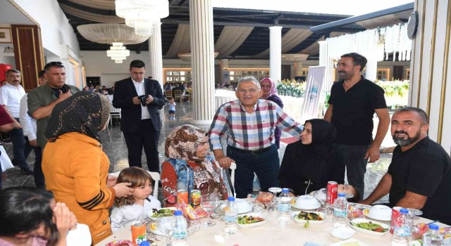 Sünnet Şöleninde 493 çocuk sünnet edildi