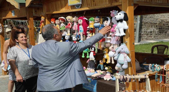 Talasta bu pazar Maharetli Eller günü