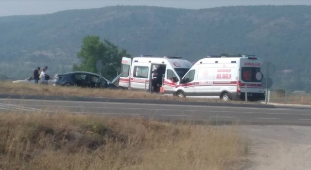 Tavşanlıda trafik kazası: 5 yaralı