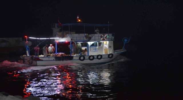 Tekirdağda balıkçılar ‘Trakya havalarıyla denize açıldı