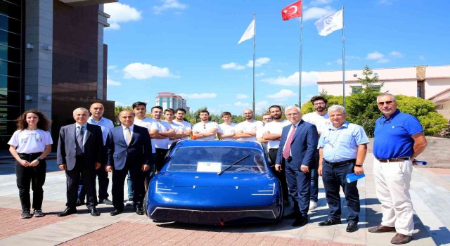 TEKNOFEST ödüllü Mavera Teknoloji Takımından Rektör Prof. Dr. Kamil Çolaka ziyaret