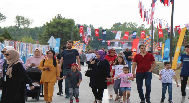 TEKNOFESTin ikinci gününde de yoğun kalabalık