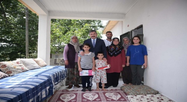 Terör şehidi Osman Kayanın ailesine yeni ev
