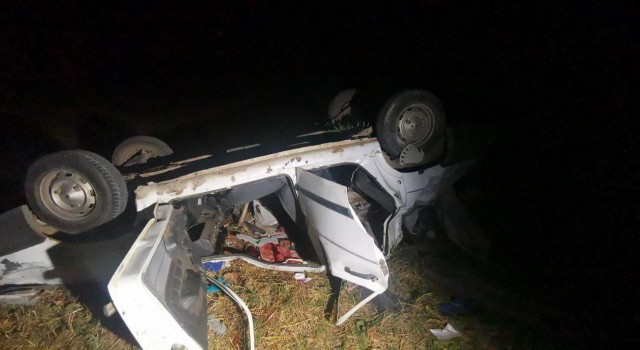 Tokatta otomobil tarlaya uçtu: 8 yaralı