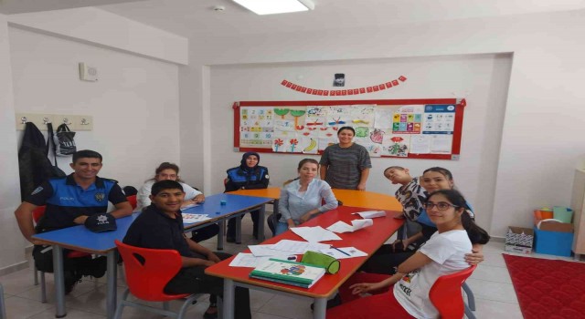 Toplum destekli polislerden anlamlı ziyaret