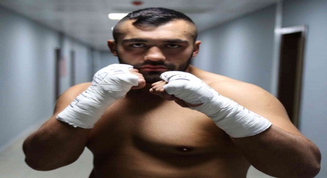 Türk boks ekibi Almanyada tarih yazıyor