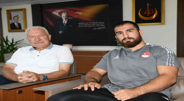 Türkiyenin 100üncü altın madalyasını kazanan Aktürkten altın madalya sözü