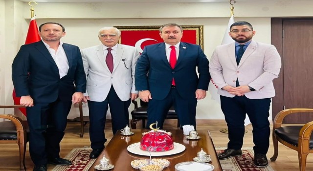 Türkmen Lider Riyaz Sarıkahya, BBP Genel Başkanı Desticiyle görüştü