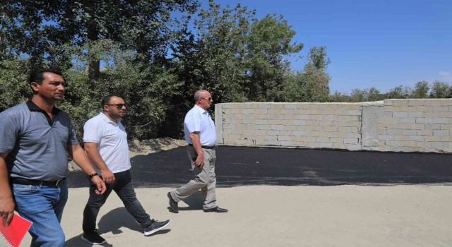 Tuşba Belediyesinin asfalt yama ve kilitli parke taşı çalışmaları devam ediyor