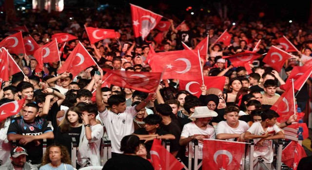 Tuzlada 30 Ağustos coşkusu yaşandı