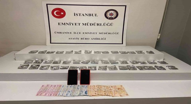 Ümraniyede sokakta uyuşturucu satan zehir taciri yakalandı