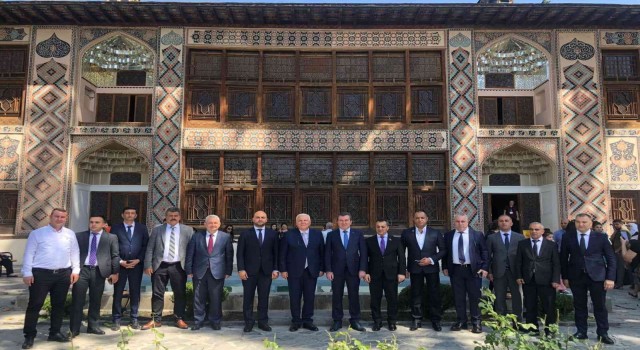 UNESCO listesindeki iki şehir Bergama-Şeki kardeş oldu