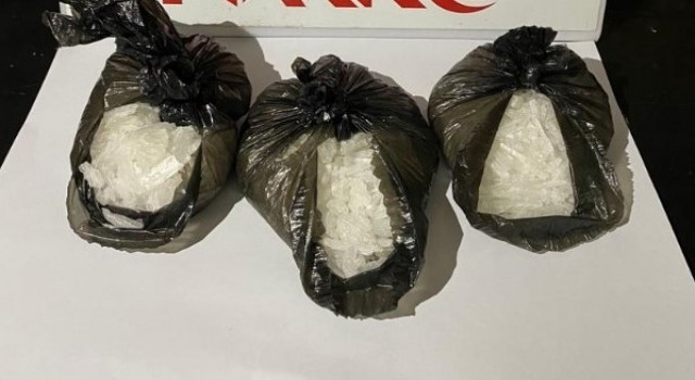 Uyuşturucu ticaretine karışan 10 şüpheli tutuklandı