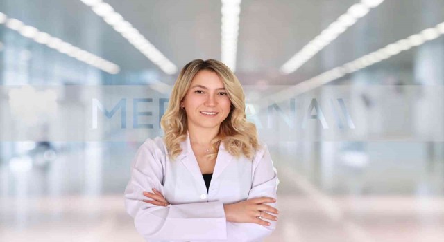Uzmanlar açıkladı: “Meme protezi emzirmeye engel değil”