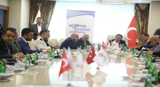 Vali Çiçek ve Başkan Büyükkılıçtan eğitim zirvesi