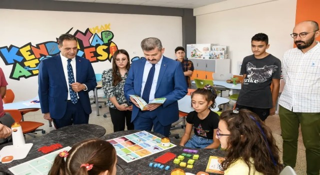Vali Ergün, “Kendin Yap” atölyesinde öğrencilerle buluştu