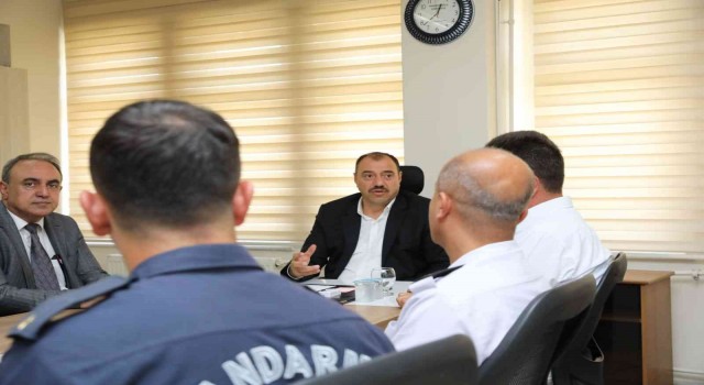 Vali Kaldırım: “Bir teröriste nasıl muamele ediliyor ve yaklaşılıyorsa, aynı şekilde bu konuya da hassas ve kararlı bir şekilde yaklaşıyoruz”