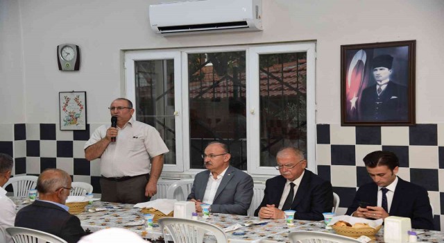 Vali Karadeniz, cemevinde düzenlenen iftara katıldı