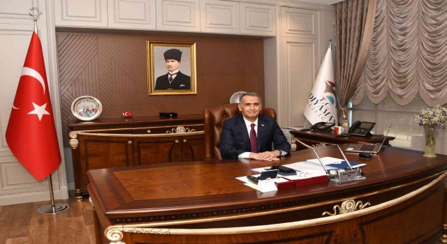 Vali Mahmut Çuhadarın 30 Ağustos Zafer Bayramı mesajı