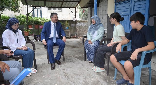 Vali Yılmaz ev ziyaretlerini sürdürüyor