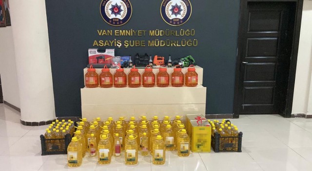Vanda 150 bin TL değerinde yağ çalan hırsızlar yakalandı