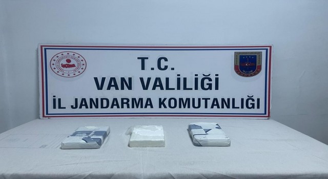 Vanda 3 kilo 172 gram kokain ele geçirildi