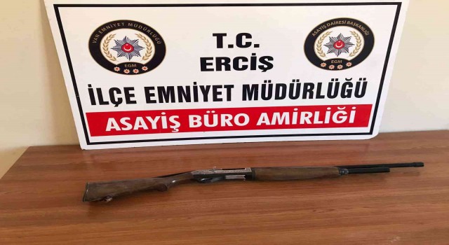Vanda değişik suçlardan 14 kişi tutuklandı