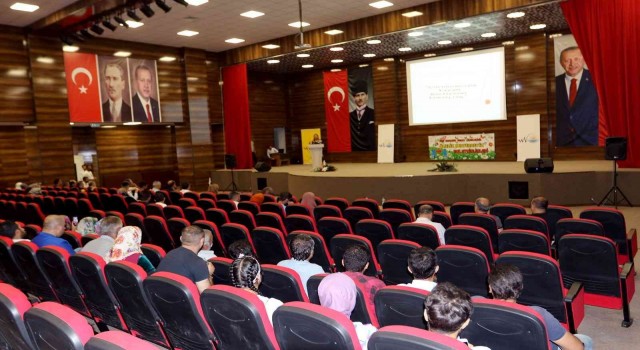 Vanda özel gereksinimli ailelere bilgilendirme semineri