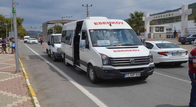 Yalovada 3 araçlık zincirleme kazada 1 kişi yaralandı