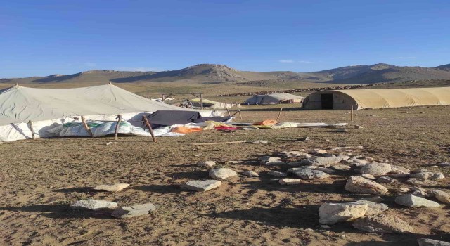 Yaylada rahatsızlanan hamile kadın 6 saatte hastaneye ulaştırıldı