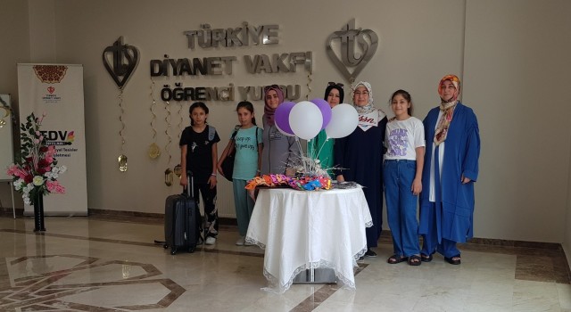 Yazımda Kardeşlik Var bölge içi kampı Adanada başladı
