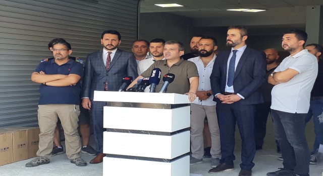 Yediiklim Yayınevinin sahibi Münir Çelik: “Sosyal medyada dolaşan 20 tane soru noktası, virgülüne kadar aynı denilen söylemler asılsızdır”