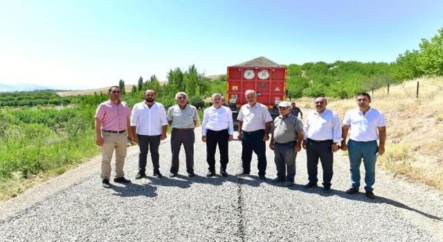 Yeşilyurtta Çayırköy ve Karahan arasına konforlu yol