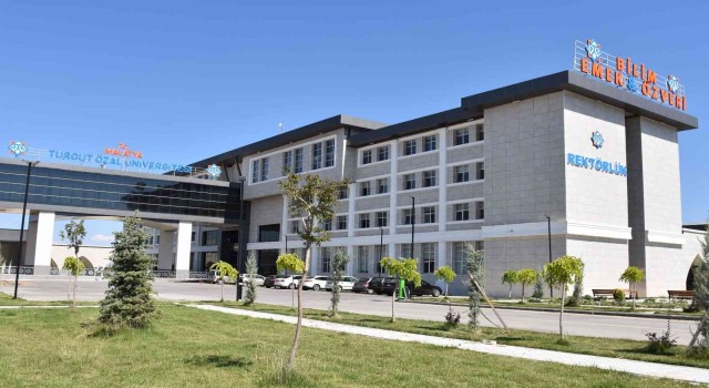 YÖKten, MTÜye ‘Turuncu Bayrak ödülü