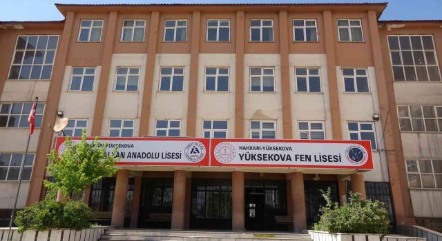 Yüksekova ‘Fen Lisesine kavuştu