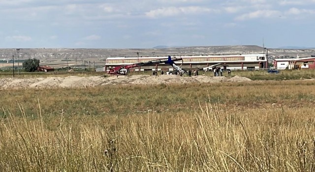 Zorun iniş yapan eğitim uçağı bölgeden kaldırıldı